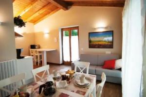 Farm Stay «Agriturismo La Zangola», Tremosine