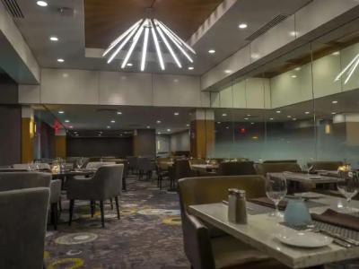 DoubleTree by Hilton Niagara Falls New York - 17