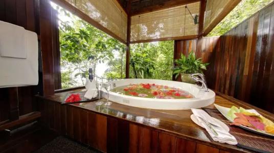 Bunga Raya Island Resort & Spa - 13