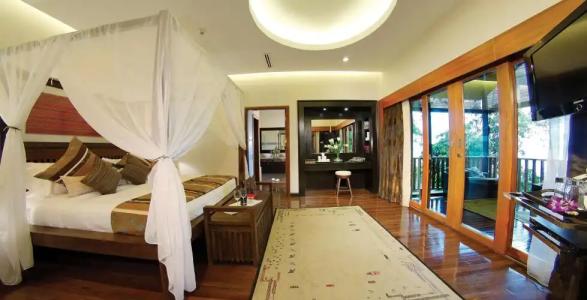 Bunga Raya Island Resort & Spa - 4