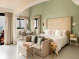 Suite with view