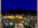 Executive Double room with balcony and with lake view