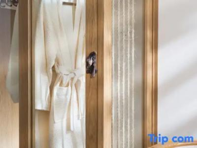 Azia Resort & Spa - 202