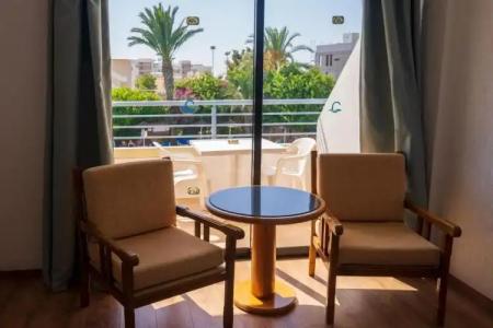 Paphos Gardens Holiday Resort - 56