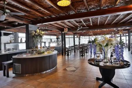 Paphos Gardens Holiday Resort - 26