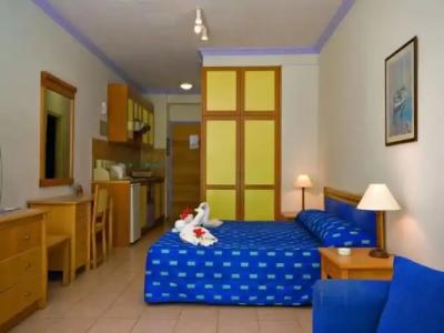 Paphos Gardens Holiday Resort - 1