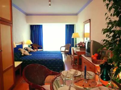 Paphos Gardens Holiday Resort - 3