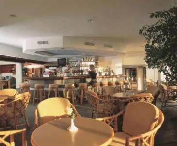 Paphos Gardens Holiday Resort - 27