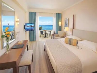 Alexander The Great Beach - 180