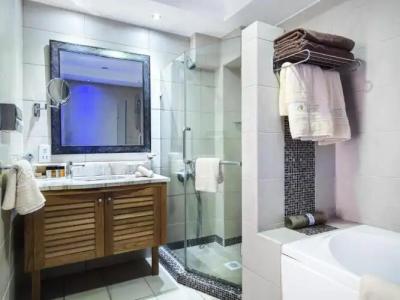 Alexander The Great Beach - 205