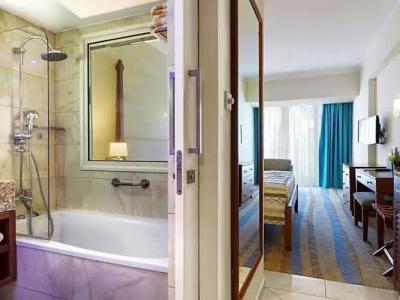 Alexander The Great Beach - 113