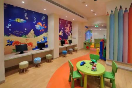 Alexander The Great Beach - 258