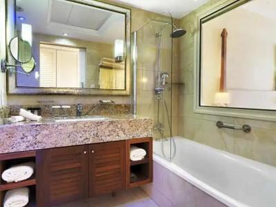 Alexander The Great Beach - 114