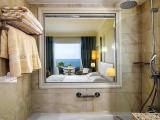 Deluxe room with sea view