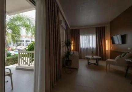 The King Jason Paphos - Designed for Adults by Louiss - 131