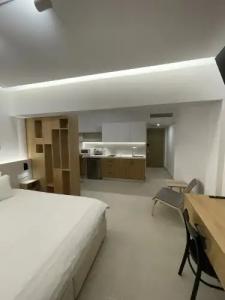 Vrachia Beach & Suites - Adults Only - 367