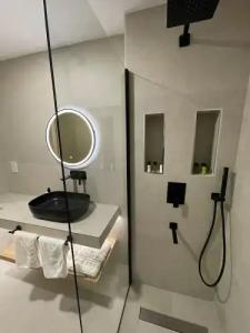 Vrachia Beach & Suites - Adults Only - 369