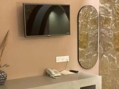 Vrachia Beach & Suites - Adults Only - 365