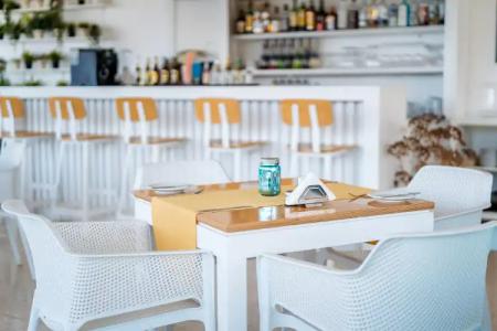 Vrachia Beach & Suites - Adults Only - 13