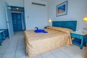 St. George Gardens & Suites, Paphos