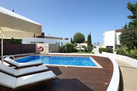 Paradise Cove Luxurious Beach Villas - 12