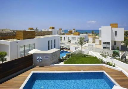 Paradise Cove Luxurious Beach Villas - 18