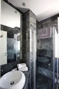 Paradise Cove Luxurious Beach Villas - 50