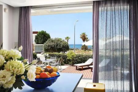 Paradise Cove Luxurious Beach Villas - 6