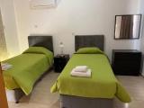 4 Bedrooms Villa