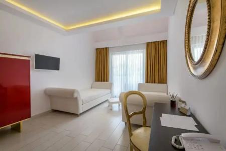 Diamond Deluxe - Adults Only - 200