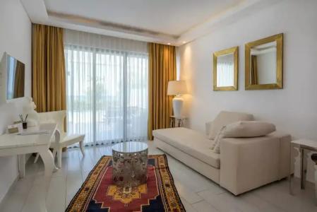 Diamond Deluxe - Adults Only - 182