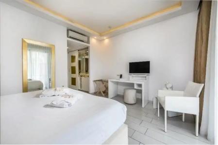 Diamond Deluxe - Adults Only - 138