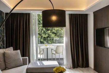 Almond Business - 108