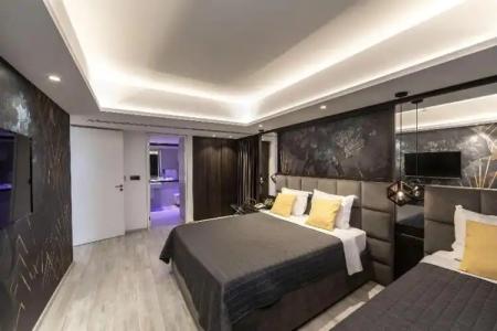 Almond Business - 76