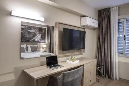 Almond Business - 130