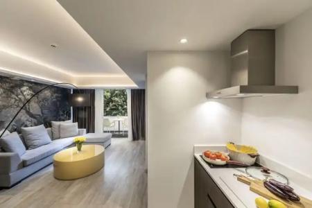 Almond Business - 104