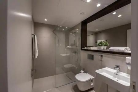 Almond Business - 171