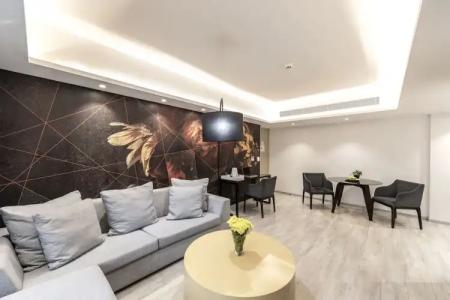 Almond Business - 147