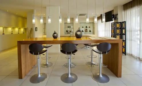 Almond Business - 17