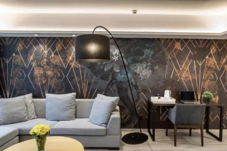 Almond Business - 70