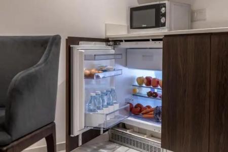 Almond Business - 44