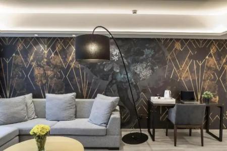 Almond Business - 79