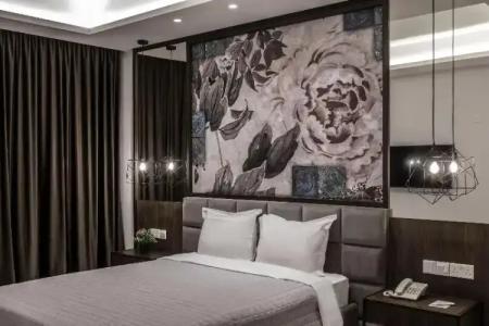 Almond Business - 189