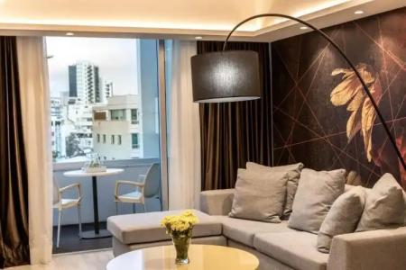 Almond Business - 47