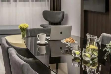 Almond Business - 199