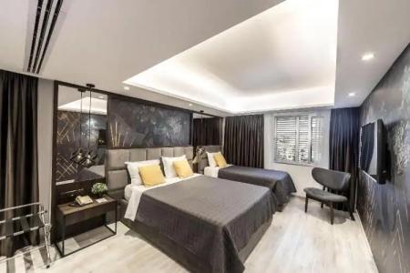 Almond Business - 85