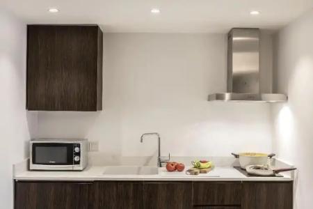 Almond Business - 80