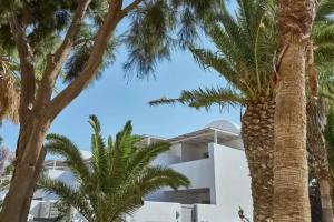 Meltemi Excelsior Suites, Perissa