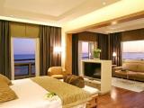 Executive Double Top Floor Suite with sea view