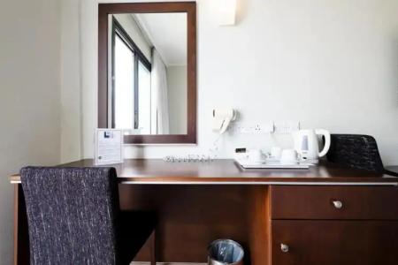 Livadhiotis City - 22